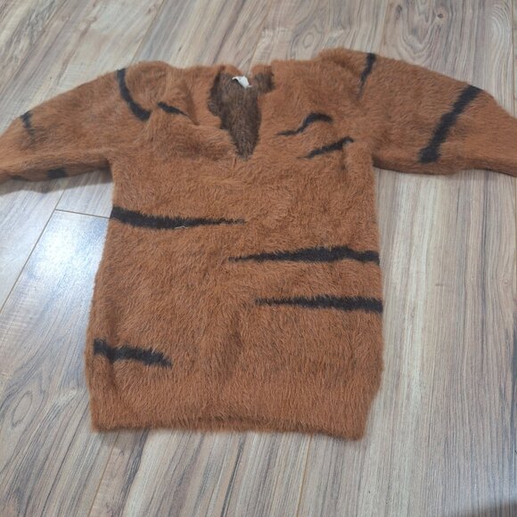 Hem and Stich browm fuax fur animal print short sleeve shirt size small - Picture 1 of 5